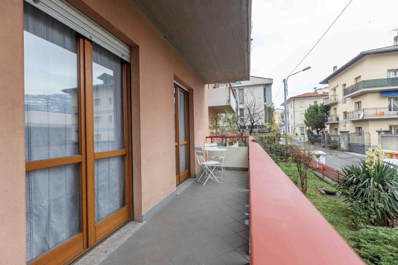 Casa Alpina - Appartamento Aosta Exterior photo